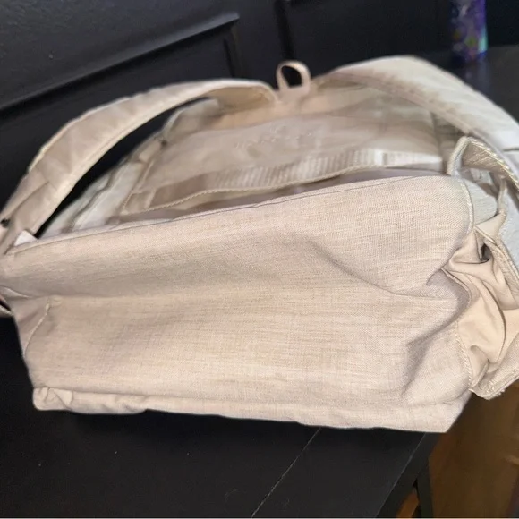 Nordace Siena II Travel Backpack in cream - Picture 7 of 9